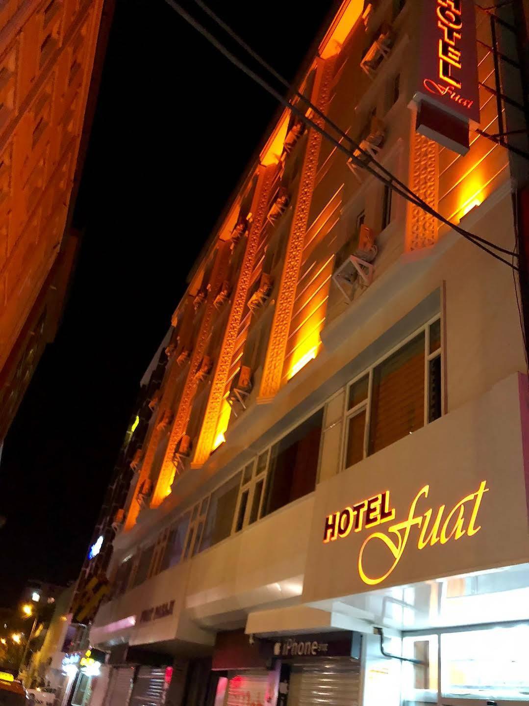 Hotel Fuat Ван Екстер'єр фото