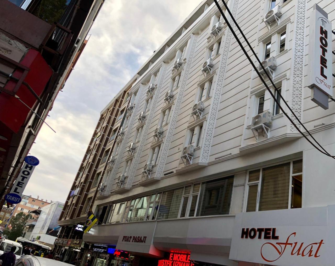 Hotel Fuat Ван Екстер'єр фото
